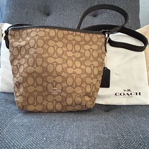 Authentic Coach shoulder purse